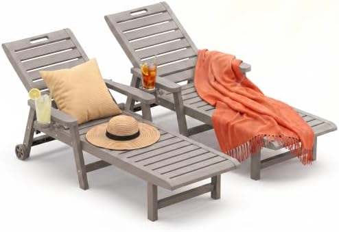 Outdoor Lounge Chairs by EFU
