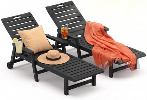 Outdoor Lounge Chairs by EFU