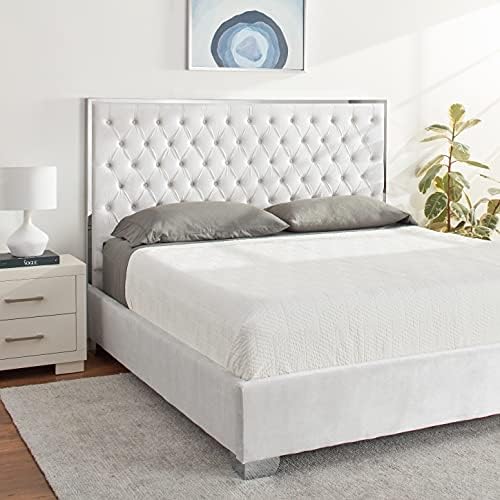 Meridian Furniture Lexi Collection Modern | Contemporary Velvet Upholstered Bed - Image 2