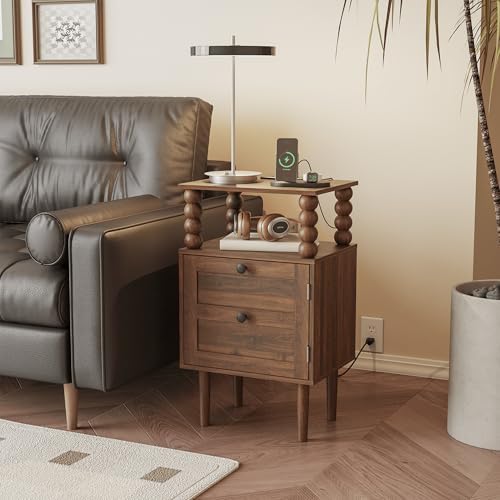 Veegle Nightstand with Charging Station, Retro Bedside Table, Dark Walnut - Image 5