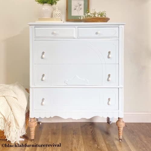 Dixie Belle Paint Company Chalk Mineral Paint - Image 4