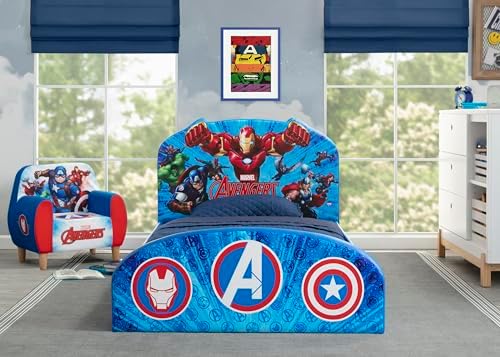 Delta Children Marvel Avengers Foam Chair - Image 5