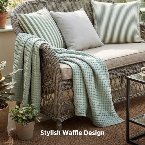 Bedsure Cooling Waffle Blanket for Hot Sleepers, Mint Green, Throw XL - Image 5