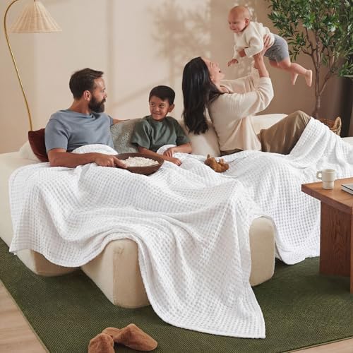 Bedsure Cooling Waffle Blanket for Hot Sleepers, Oversized King - Image 2