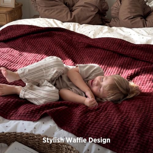 Bedsure Cooling Waffle Blanket for Hot Sleepers, Dark Red - Image 5