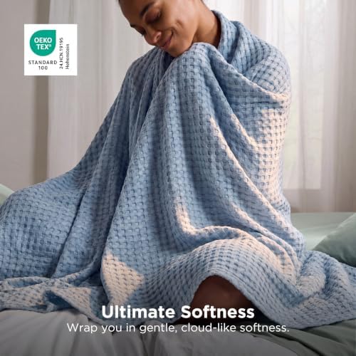 Bedsure Cooling Waffle Blanket for Hot Sleepers, Sky Blue - Image 4