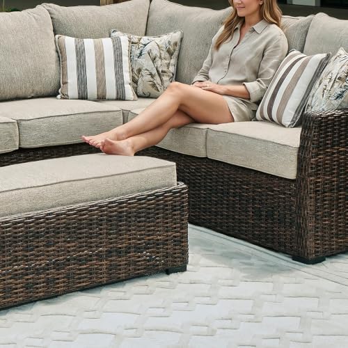 Signature Design by Ashley 3-Piece Patio Sectional - Image 2