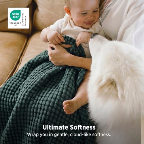 Bedsure Cooling Waffle Blanket for Hot Sleepers, Dark Green - Image 4