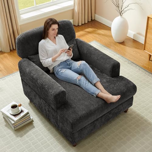 Oversized Chaise Lounge Chair by VANOMi