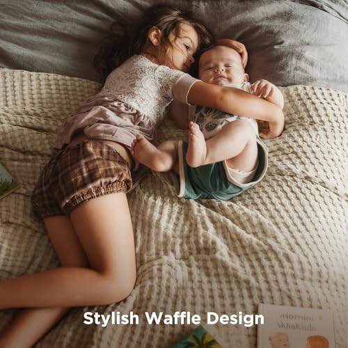 Bedsure Cooling Waffle Blanket for Hot Sleepers, Warm Taupe - Image 5