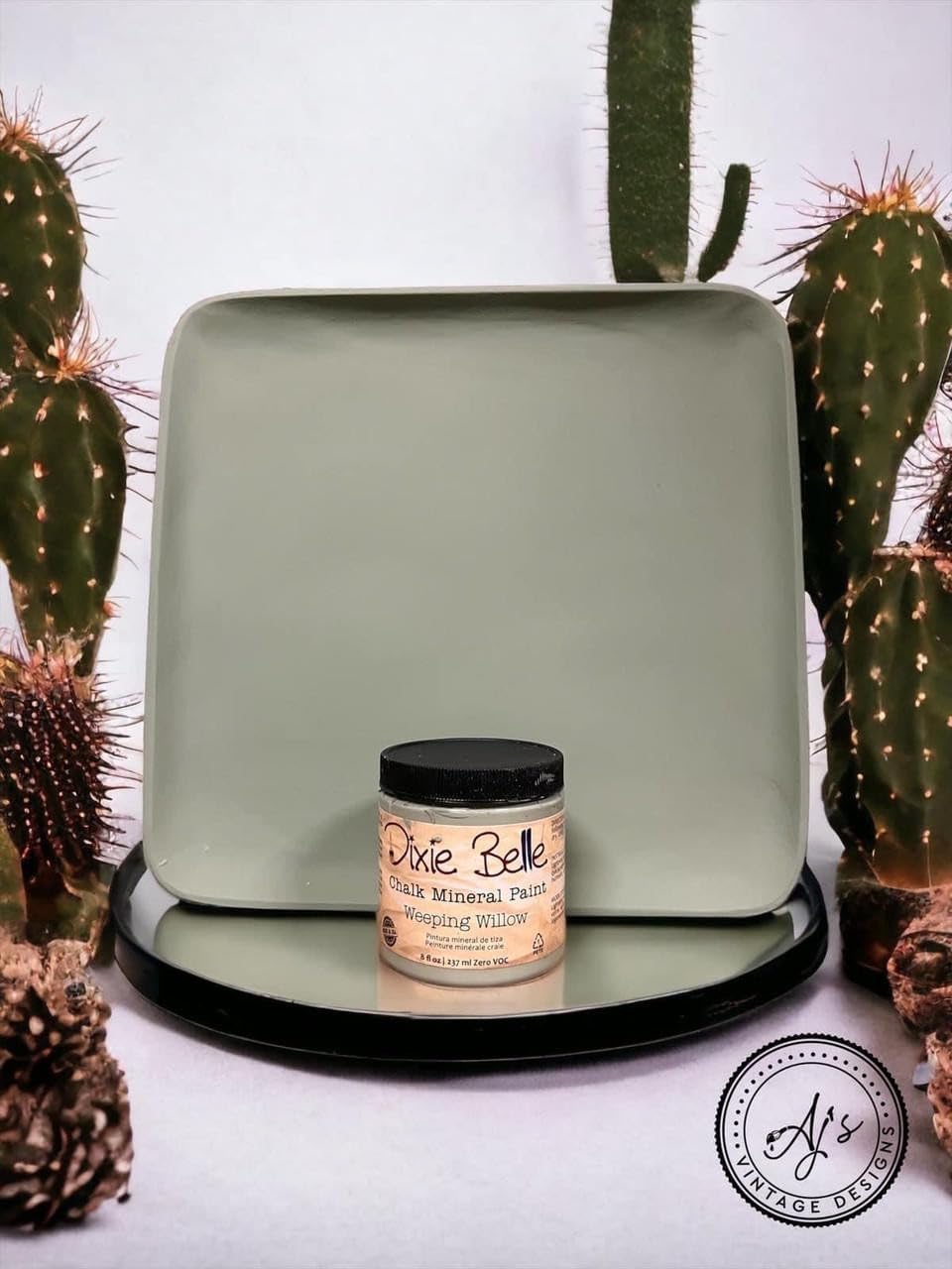 Dixie Belle Paint Company Chalk Finish Furniture Paint - Weeping Willow (16oz) - Matte Soft Green Chic Chalk Mineral DIY Furniture Paint