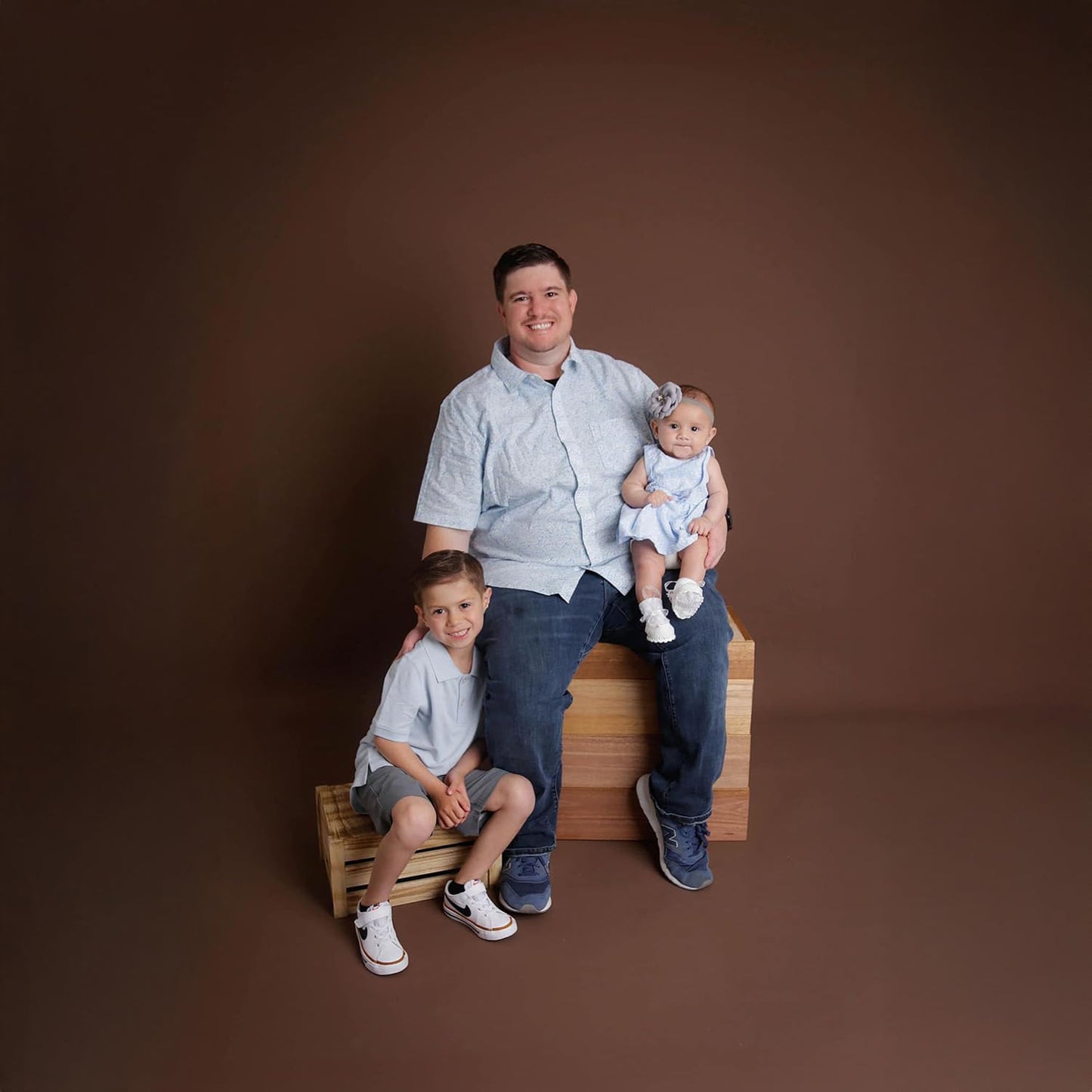 Kate Seamless Paper Backdrop Brown Seamless Backdrop Paper Rolls (106.8''x32.8' Coco Brown)