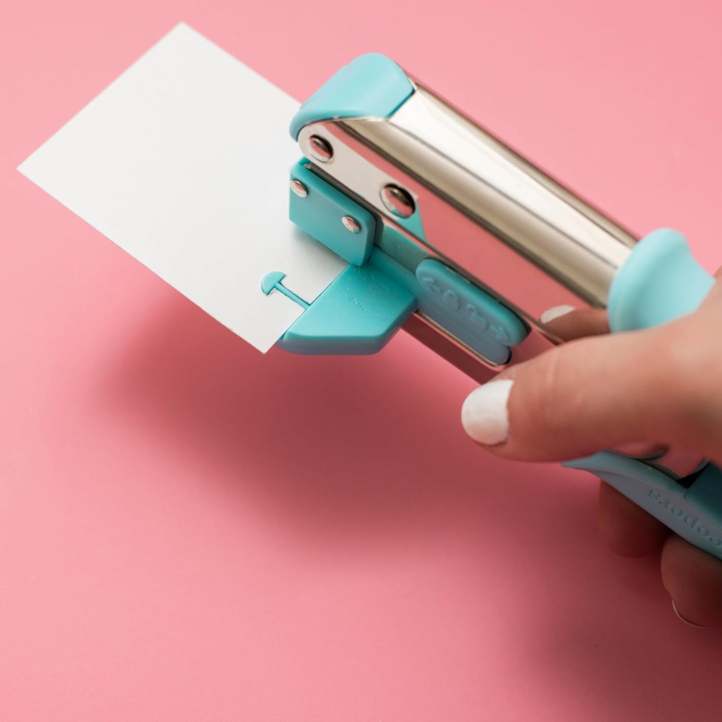 We R Memory Keepers Crop-A-Dile Disc Power Punch Blue, Comfort Handle, Scrapbooking Tool, Compatible for Most Tin, Metal, Craft Paper, Leather, Fabric