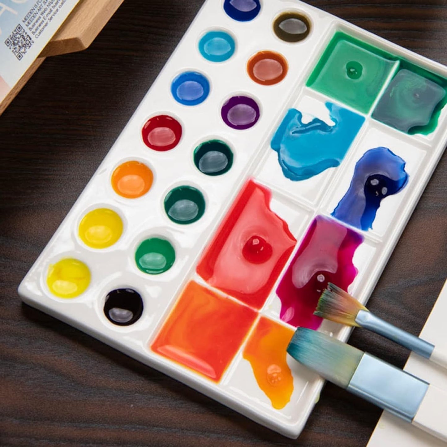 MEEDEN 22-Well Ceramic Watercolor Palette, Rectangle Porcelain Artist Paint Palette, 7.6'' × 5.5'' Ceramic Mixing Tray for Gouache, Watercolor, Acrylic Painting