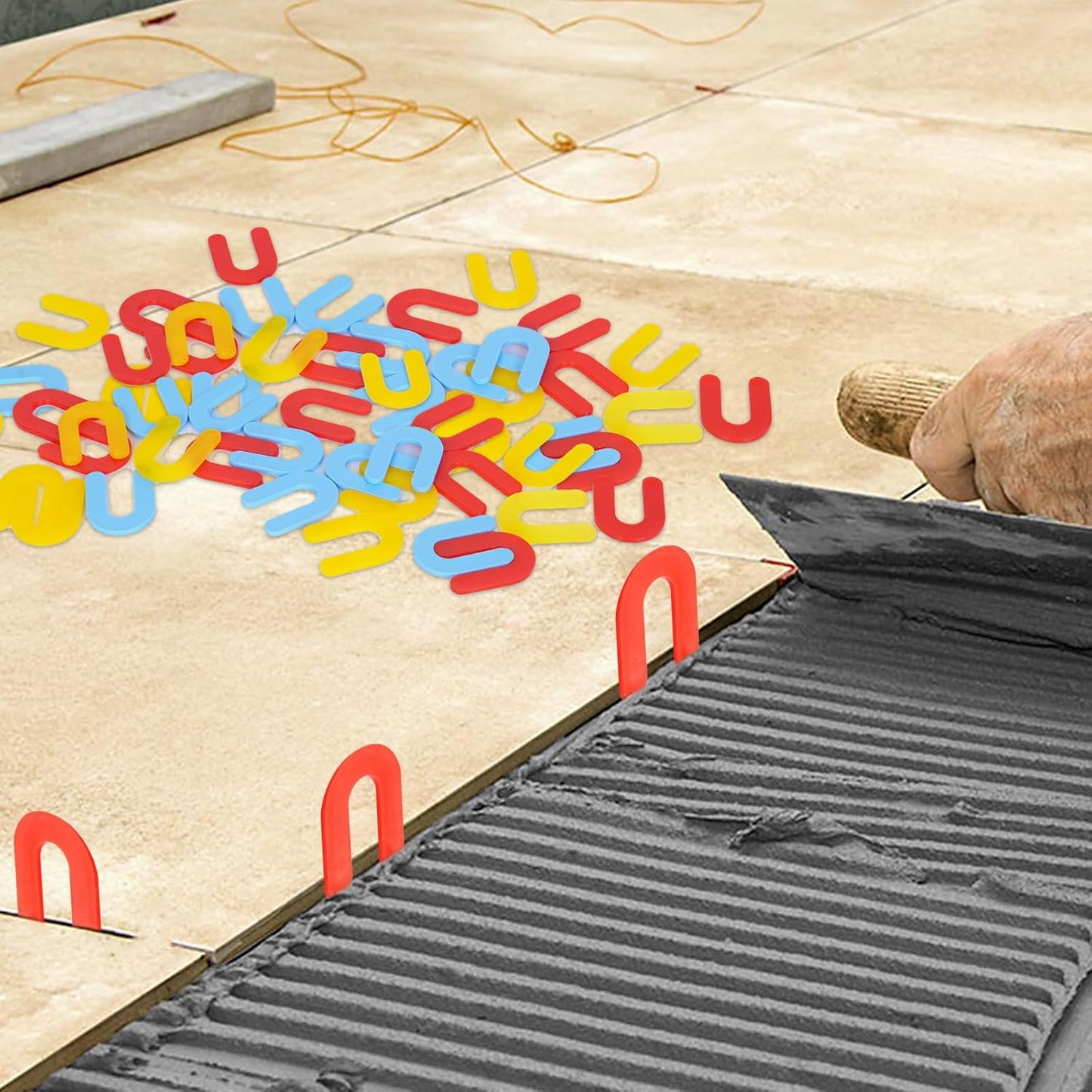 Horseshoe Shim Tile Spacers 1/16 Inch Tile Spacers U Shape Plastic Shims for Tile Leveler Spacers (1/16 Yellow 1000 pieces)