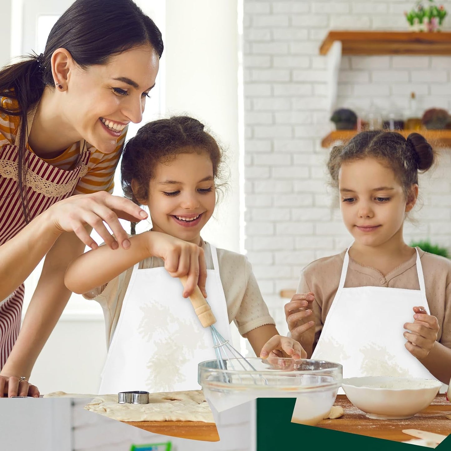 24 Pieces White Kids Painting Aprons Kids Art Aprons with 2 Roomy Pockets Kids Aprons for Art Painting Activity Kitchen Crafts