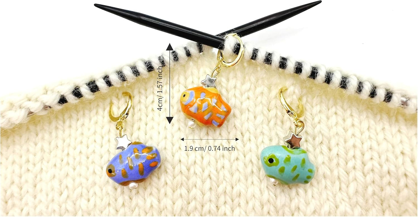 Handmade Ocean Fish Stitch Markers 4 PCS in One Case, Three Tropical Fish with Removable Markers, One Dolphin Closed Ring for Knitting and Crochet