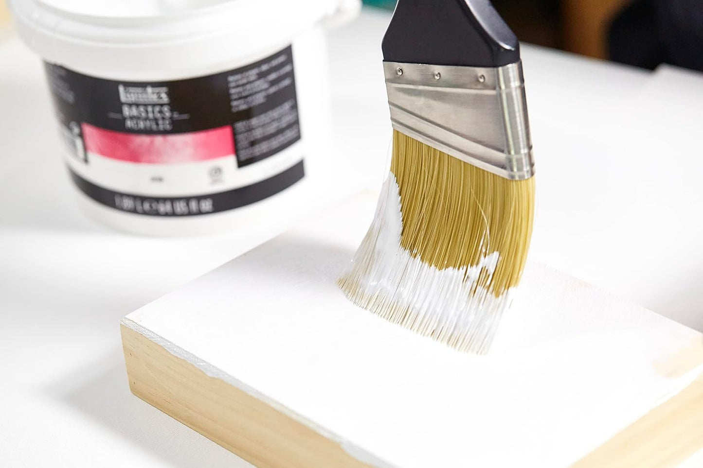 Liquitex BASICS Gesso Surface Prep Medium, 3.78L (128-oz) Tub, White