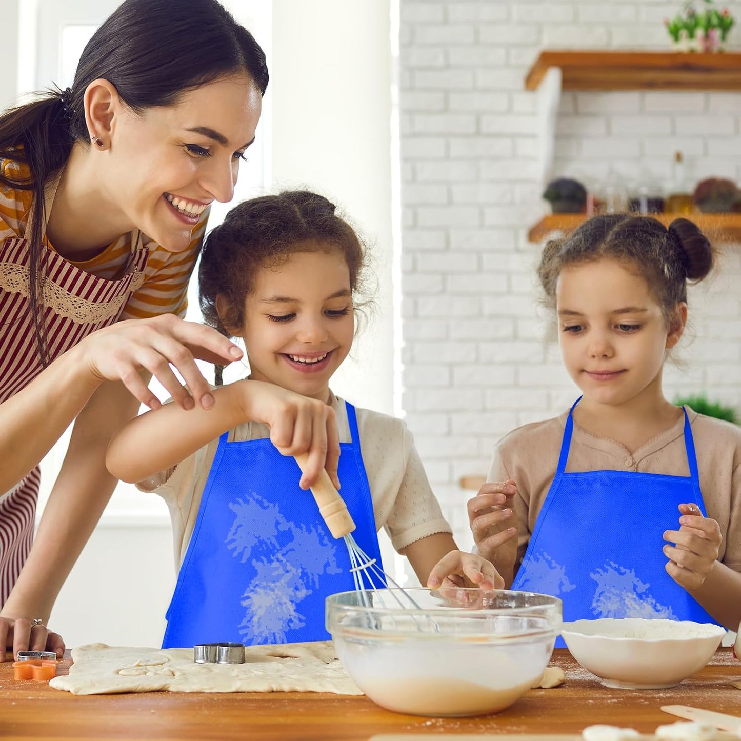 24 Pieces Blue Kids Painting Aprons Kids Art Aprons with 2 Roomy Pockets Kids Aprons for Art Painting Activity Kitchen Crafts