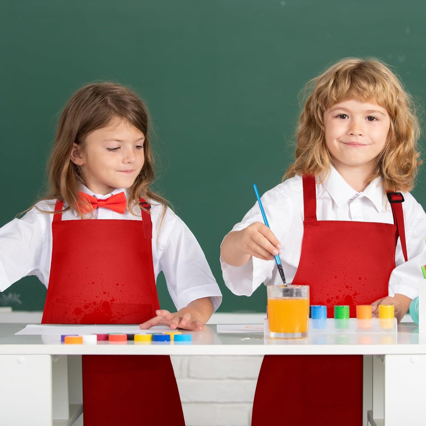 PLULON 6 Pcs Aprons for Kids Adjustable Kids Red Apron Bulk with Pocket Painting Aprons For Boys Girls Painting Cooking Baking (Red)
