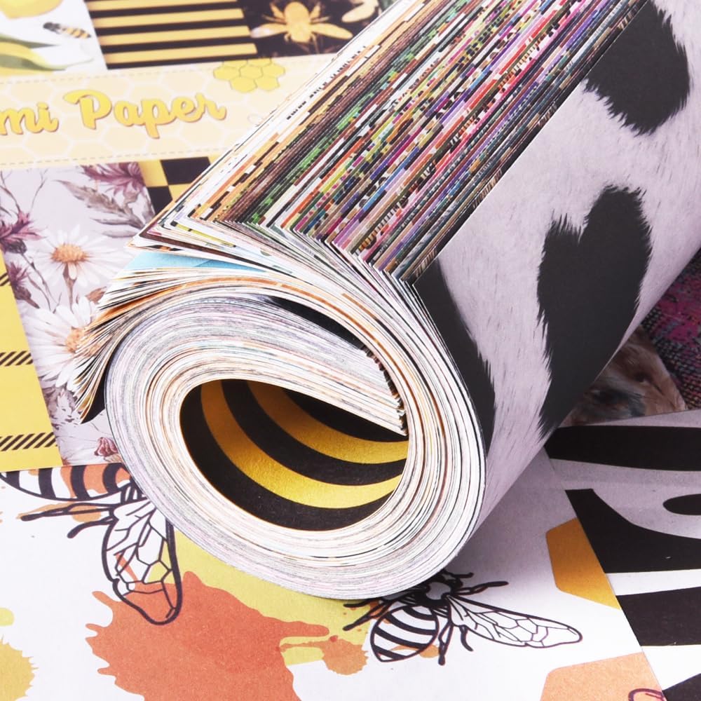 Origami Paper Kit Dobule Sided 100 Sheets 100 Colors 6 Inch Japanese Chiyo Square Easy Fold Arts Crafts DIY Handwork Origami Papers Beginner Animal Fur Bee