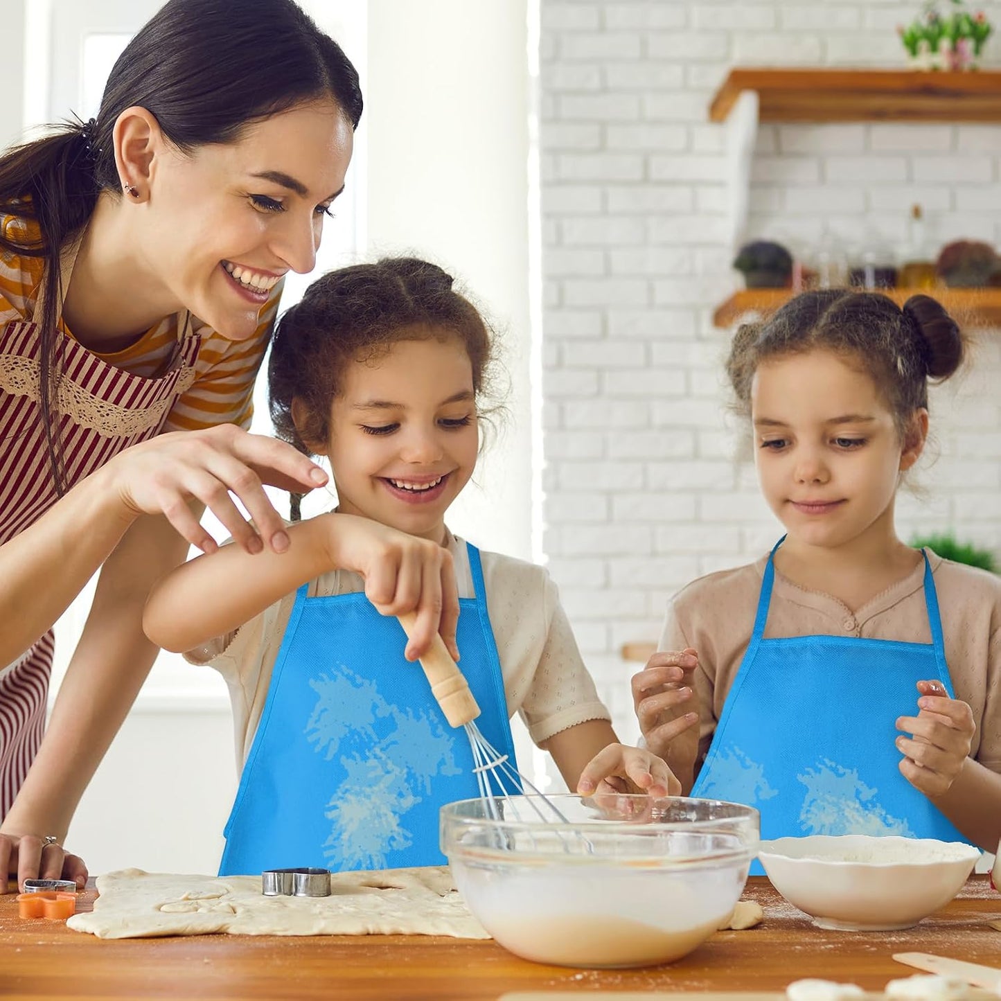 24 Pieces Light Blue Painting Aprons for Kids With 2 Roomy Pockets - Art, Painting Activity, Kitchen, Crafts