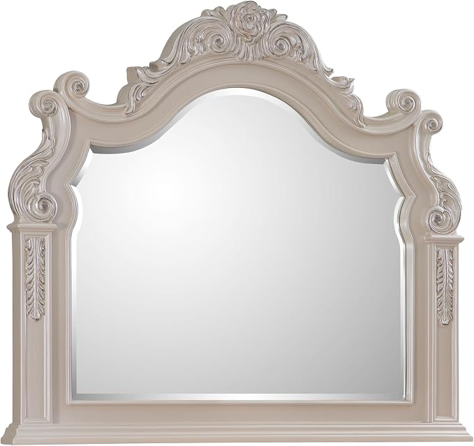 First of a Kind Santa Monica Traditional 4 Piece King Bedroom Set - Image 4