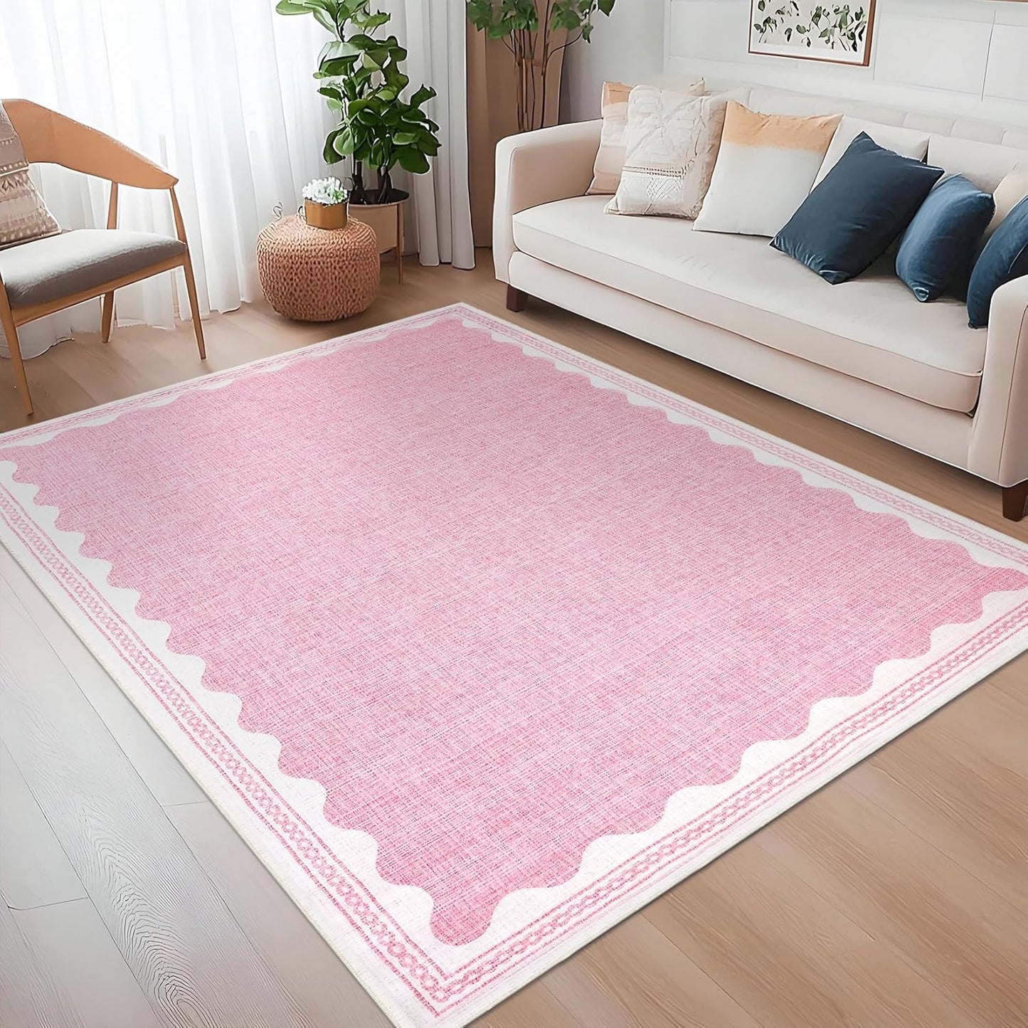 Scalloped Rug 4x6 Rugs for Entryway, Small Area Rugs Solid Pink Rug for Bedroom Girls, 4x6 Washable Rugs for Living Room, Non Slip Scalloped Bath Mat, Soft Dorm Nursery Carpet for Bedside
