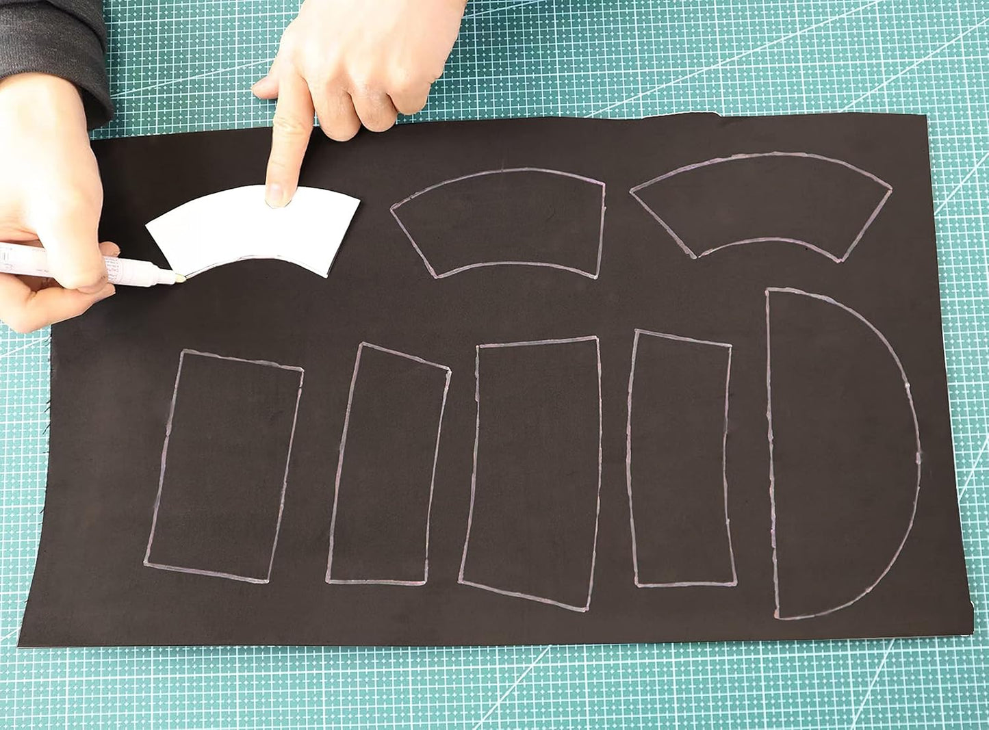 EVA Foam 2mm-10mm 13.7"×39" Craft Foam Sheet 74 kg/m³ Cosplay Foam for Craft Model Cosplay 6mm