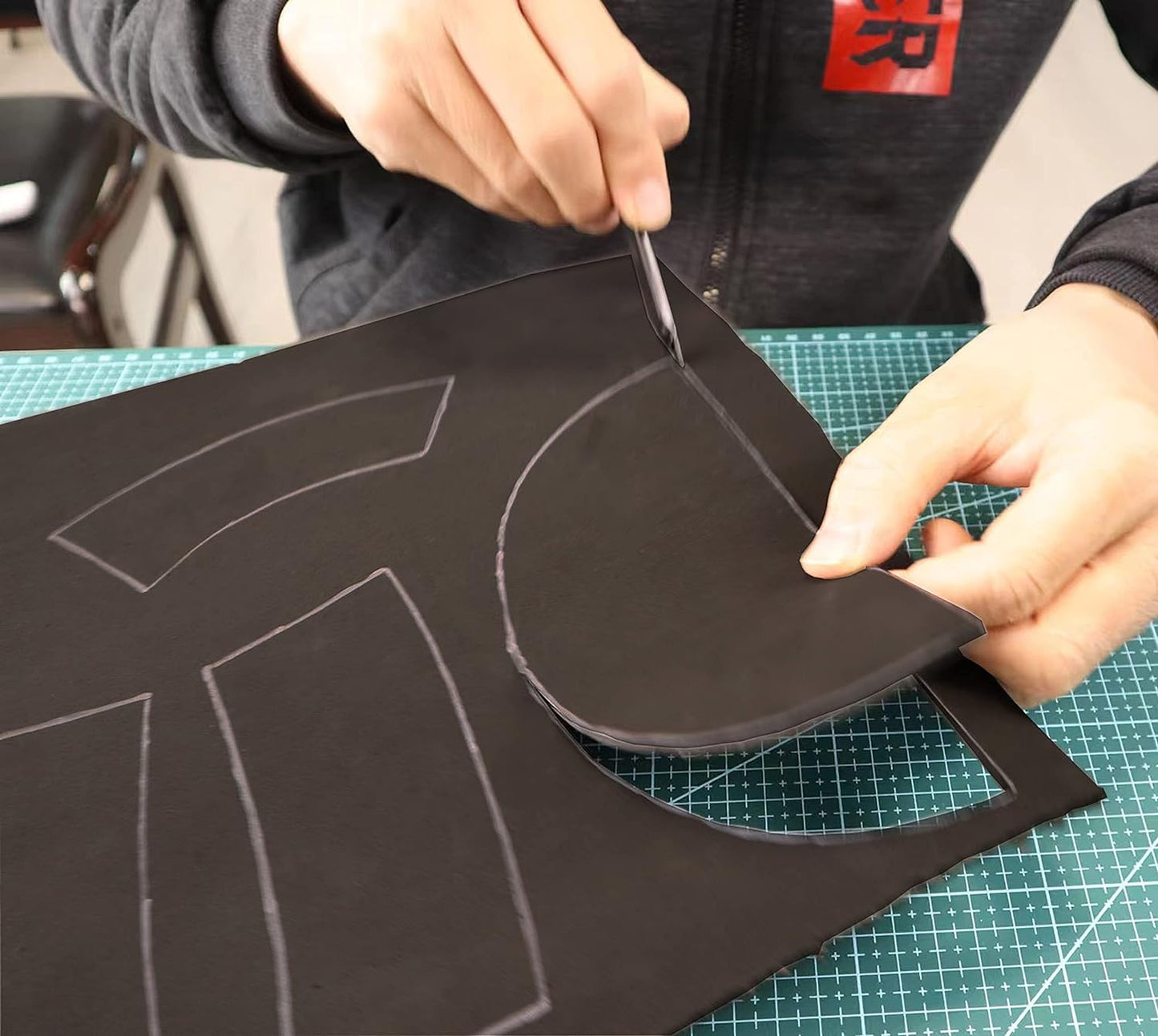 OISAKLD EVA Foam 2mm-10mm 13.7"×39" Craft Foam Sheet 74 kg/m³ Cosplay Foam for Craft Model Cosplay 8mm