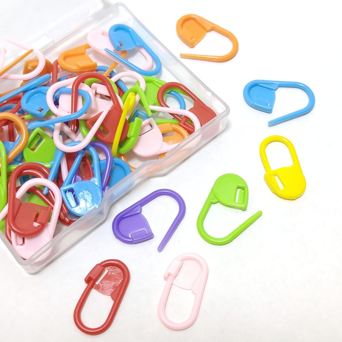 60Pcs Colorful Knitting Markers Crochet Clips Crochet Pins Bulk Stitch Markers Locking Stitch Knitting Place Markers DIY Craft Plastic Safety Pins Weave Stitch Needle Clip Counter（7 Colors (60 Pcs)