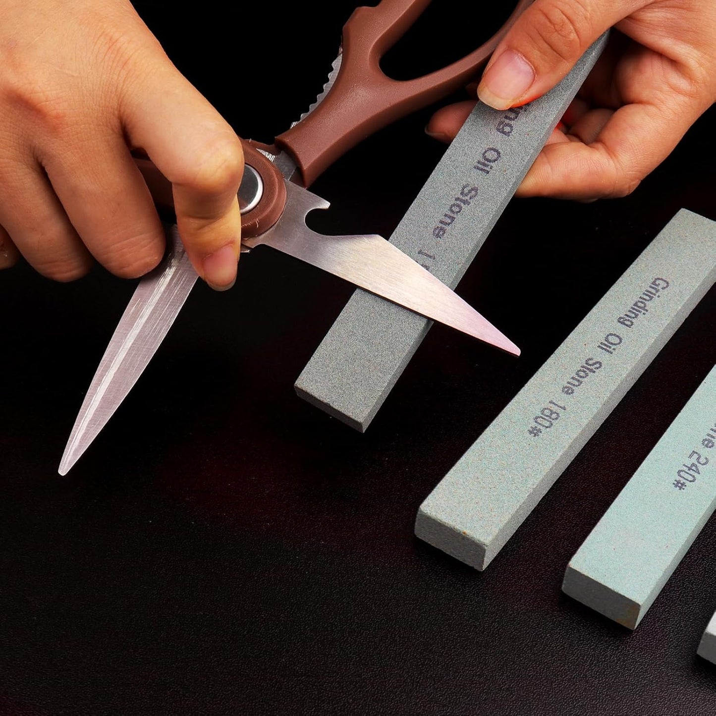 4Pcs Square Sharpening Stone Set -Grits 150#, 180#, 240#, 320# Green Silicon Carbide Honing Whetstone Kit for Moldels, Metal & Knife Cutting Tools (150 * 20 * 10mm)