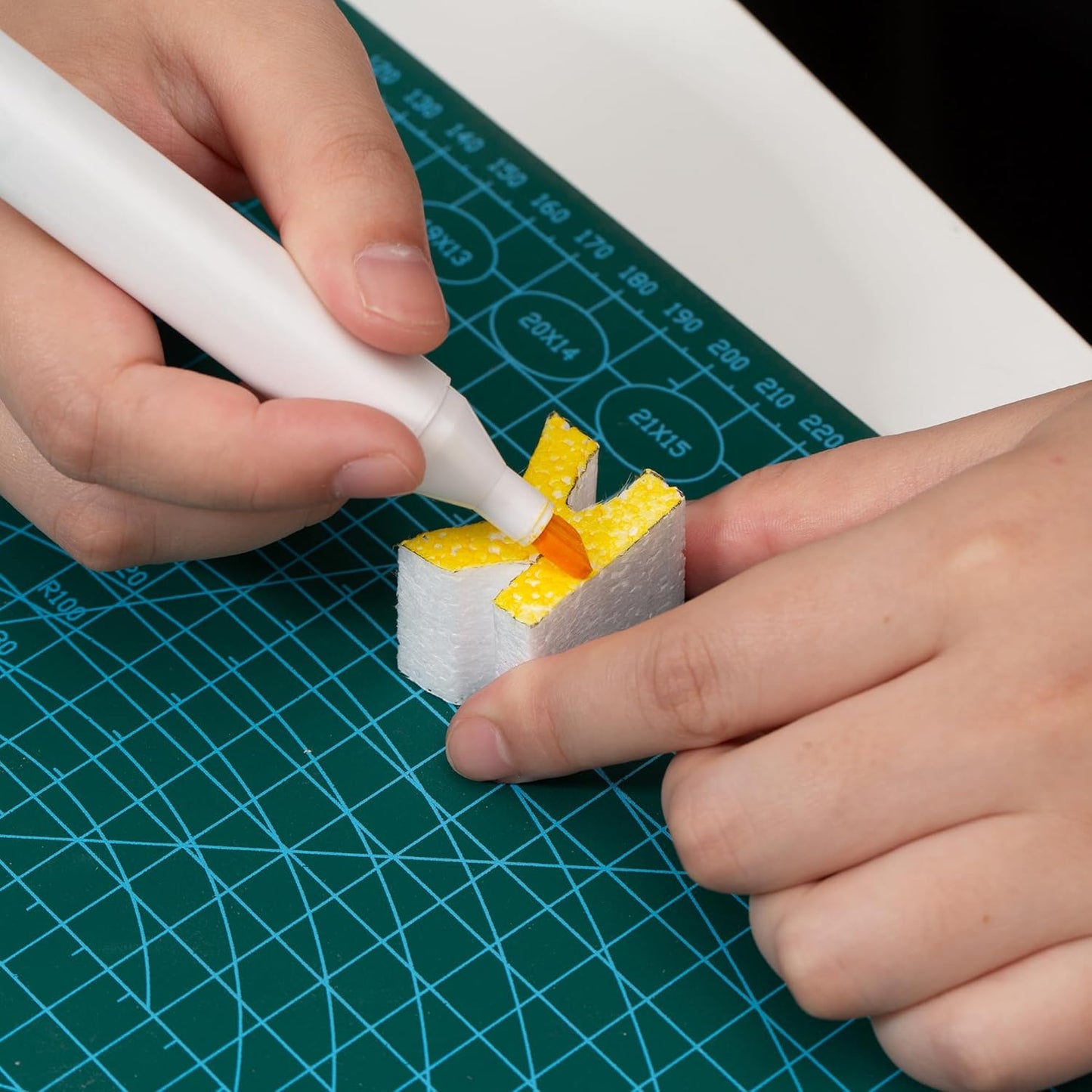 Crafare 3x3x3 Inch 24Pack Craft Foam Square Polystyrene Square Cubes for Arts Projects Sculptures Floral Arrangements Modeling and Centerpieces