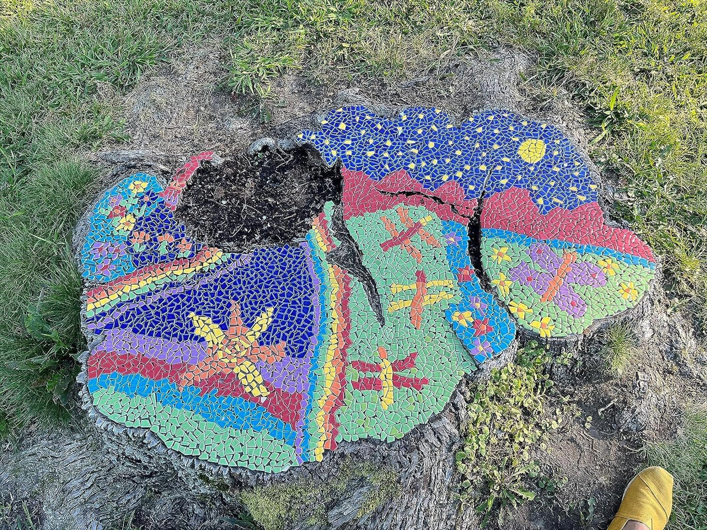 0.78"-1.57" Irregular Ceramics Mosaic Tiles,1.1LB Mosaic Pieces Stones for Home Decoration DIY Craft Plates Flowerpots Vases Cups Mosaic Making Supplies (White)